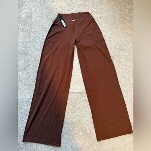 Oner Active SoftMotion Straight Leg Pant Espresso Brown Small-Short
